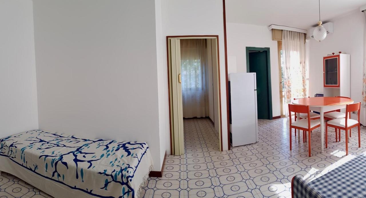 Residence 5 Pini - Home Immobiliare Jesolo Extérieur photo