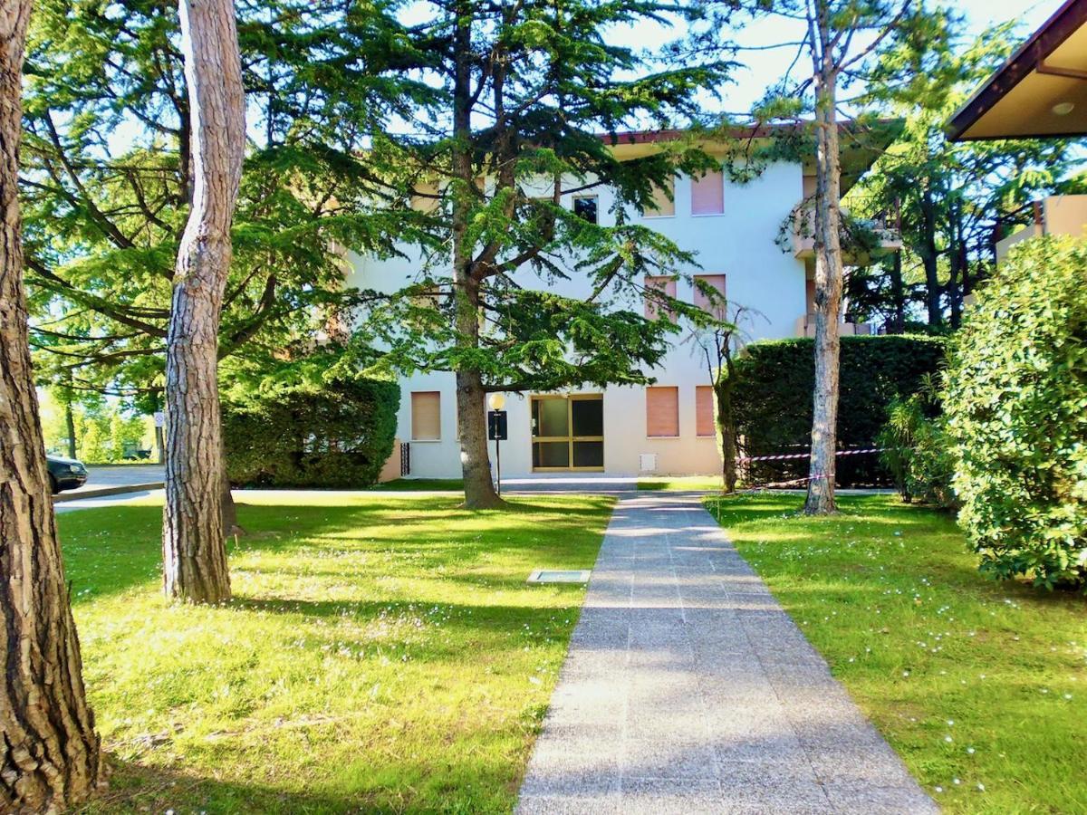 Residence 5 Pini - Home Immobiliare Jesolo Extérieur photo