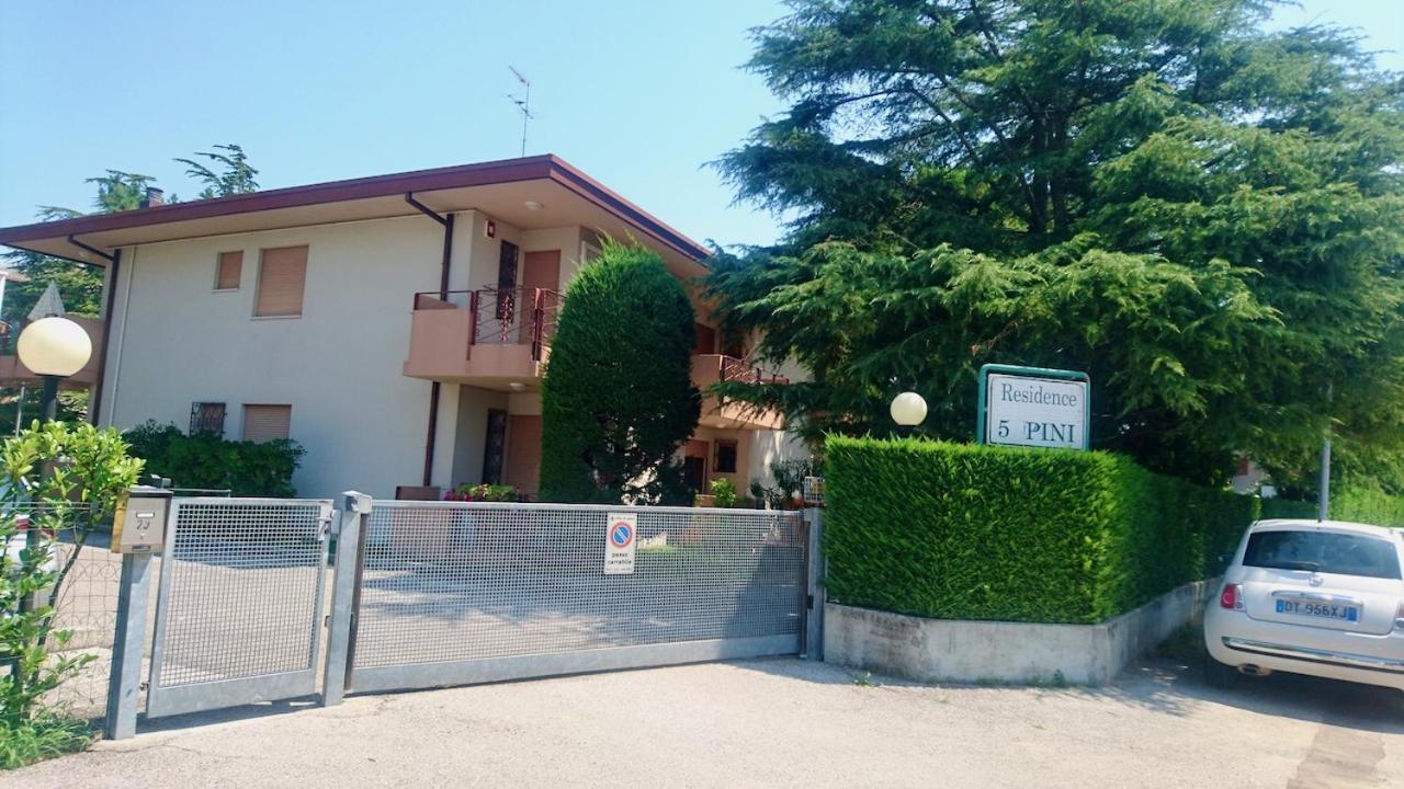 Residence 5 Pini - Home Immobiliare Jesolo Extérieur photo